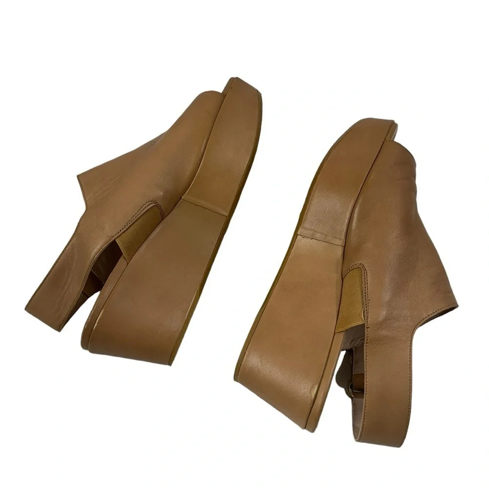 Stuart Weitzman Offset Leather Peep-Toe Wedge, Pecan size 7